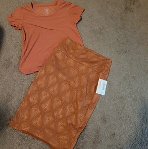 Xs lularoe outfit (skirt)